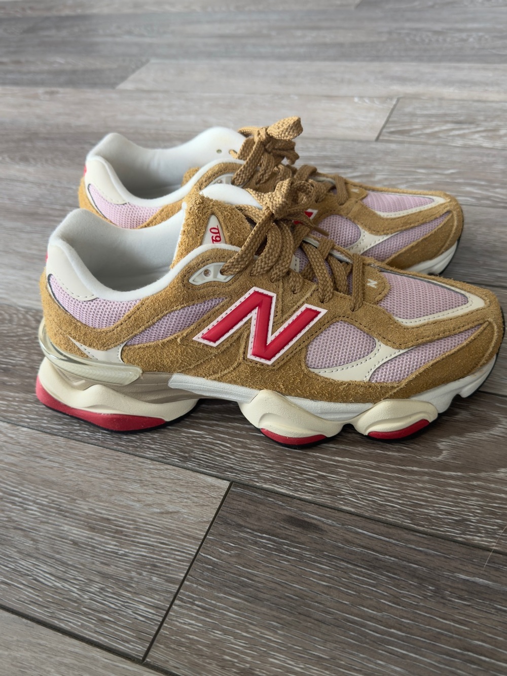 New Balance 9060  - Brown